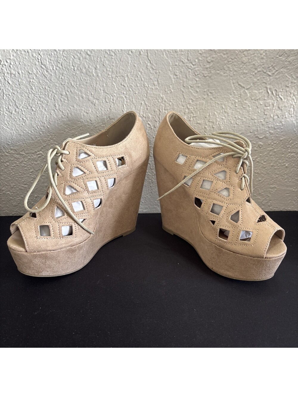 Soda Resist Cutout Lace-Up Platform Wedges Faux Suede Open Toe Beige Oat Size 6